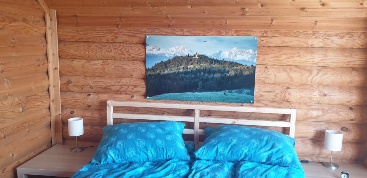Cosy Spacious Wooden Chalet Na Hrib Stiska Vas ภายนอก รูปภาพ
